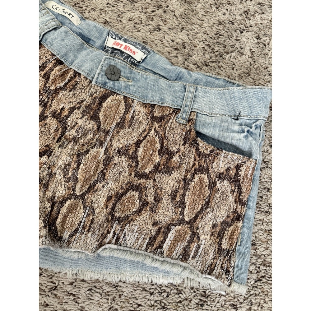 Hot Kiss Womens Junior Cici Distressed Animal Print Sequined Denim Shorts‎ Sz 13 - Picture 14 of 14